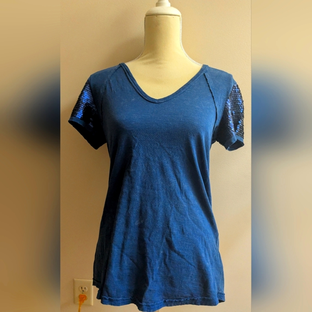 Women's Small Blue Reba V-Neck Top